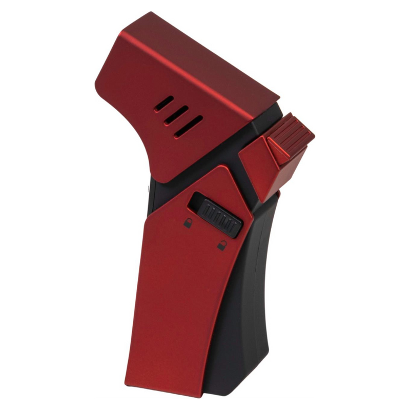 Dieser PASSATORE Jet Burner "Grand Prix" in Rot und Schwarz bietet eine leistungsstarke und präzise 1er Jet Flamme. Hergestellt von der Marke Passatore und verpackt in einer stilvollen Geschenkverpackung.
Sehr handlich und moderner Stil für ein erstklassiges Brennerlebnis.