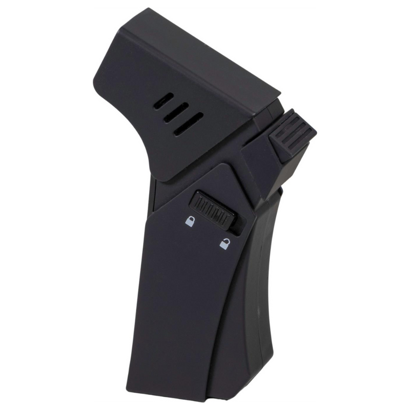 Dieser PASSATORE Jet Burner "Grand Prix" in Schwarz bietet eine leistungsstarke und präzise 1er Jet Flamme. Hergestellt von der Marke Passatore und verpackt in einer stilvollen Geschenkverpackung.
Sehr handlich und moderner Stil für ein erstklassiges Brennerlebnis.