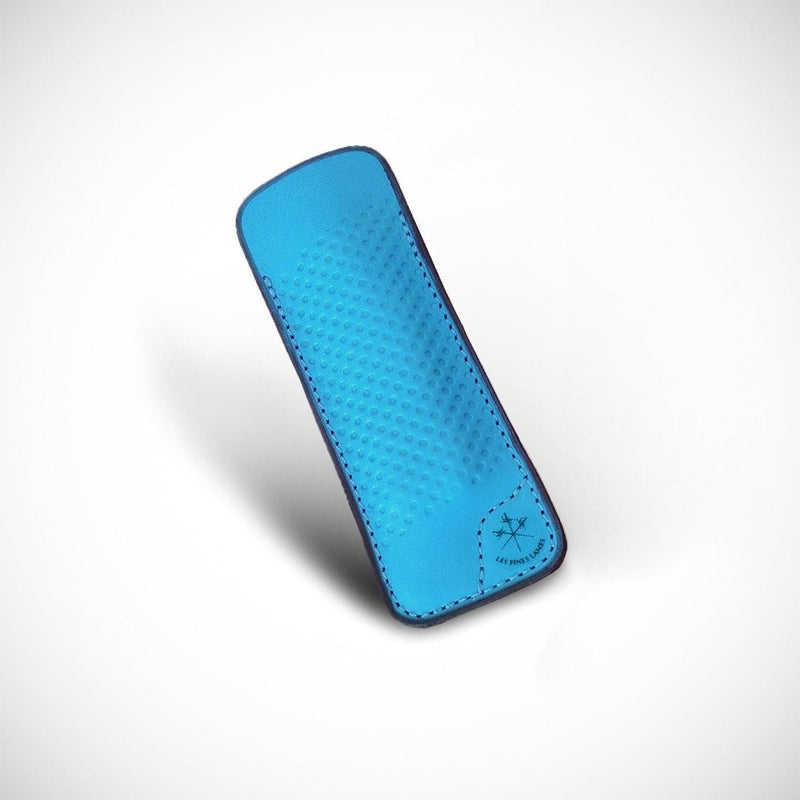 Zigarrenmesser mit Etui - Les Fines Le Petit - LA GALANA - LA GALANA - Zigarre - Zigarren - Zigarren kaufen - Zigarrendreherin | Zigarrendreher | Zigarrenmanufaktur | Tabakgeschäft