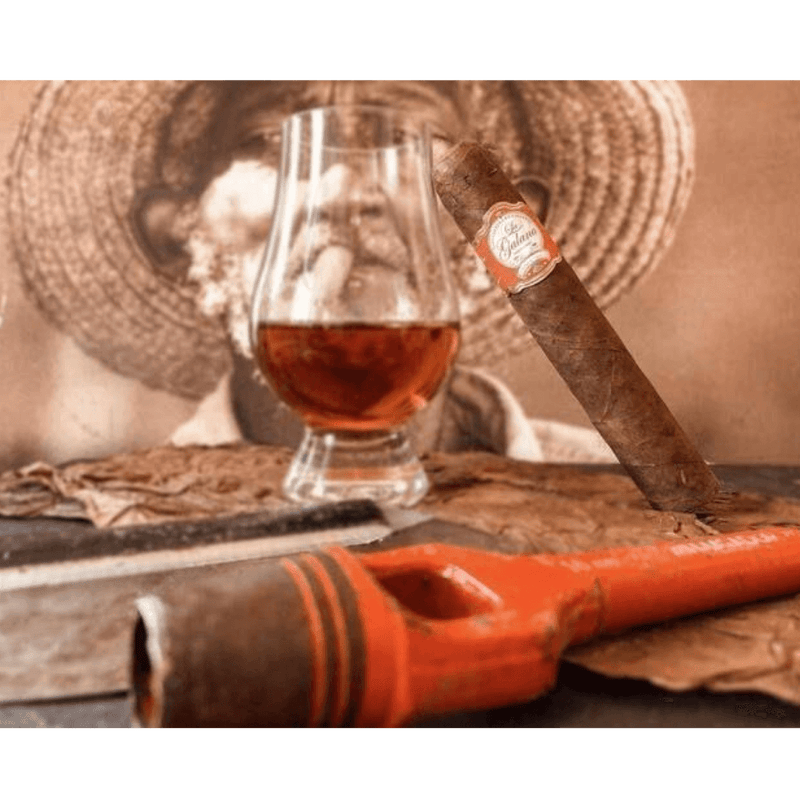 Zigarrenseminar mit Rumverkostung - LA GALANA - LA GALANA - Zigarrenroller - Zigarrenrollkurs  - Zigarre - Zigarren - Zigarren kaufen - Zigarrendreherin | Zigarrendreher | Zigarrenmanufaktur | Tabakgeschäft