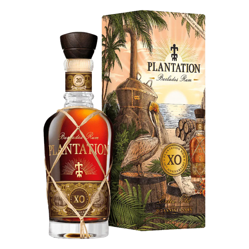 Plantation 20th Anniversary Rum reift über 12 Jahre in Pierre Ferrand Cognac-Fässern mit einem Alkoholgehalt von 40 %. Dieser Rum entfaltet exotische Aromen von Zuckerrohr, eichiger Vanille und getoasteter Kokosnuss, ergänzt durch komplexe Noten von Kakao, kandierten Orangen und einer feinen Zigarrenkisten-Note. Mit einer Flaschengröße von 0,7 Litern ist er ideal für Kenner, die einen gereiften, vielschichtigen Rum schätzen.