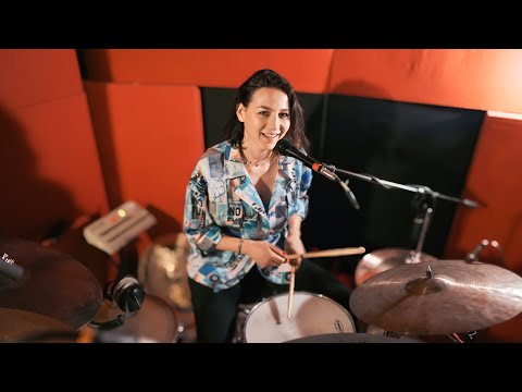 Music/Lyrics : Monika Bulanda
Arrangement: Monika Bulanda 
Piano: Adem Gülşen
Contrabass: Baran Say 
Saxophone: Barış Ertürk