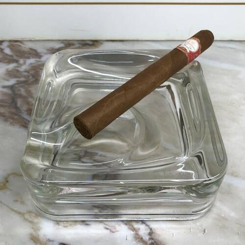Zigarrenascher - Glas 1 Ablage - LA GALANA - LA GALANA - Zigarre - Zigarren - Zigarren kaufen - Zigarrendreherin | Zigarrendreher | Zigarrenmanufaktur | Tabakgeschäft